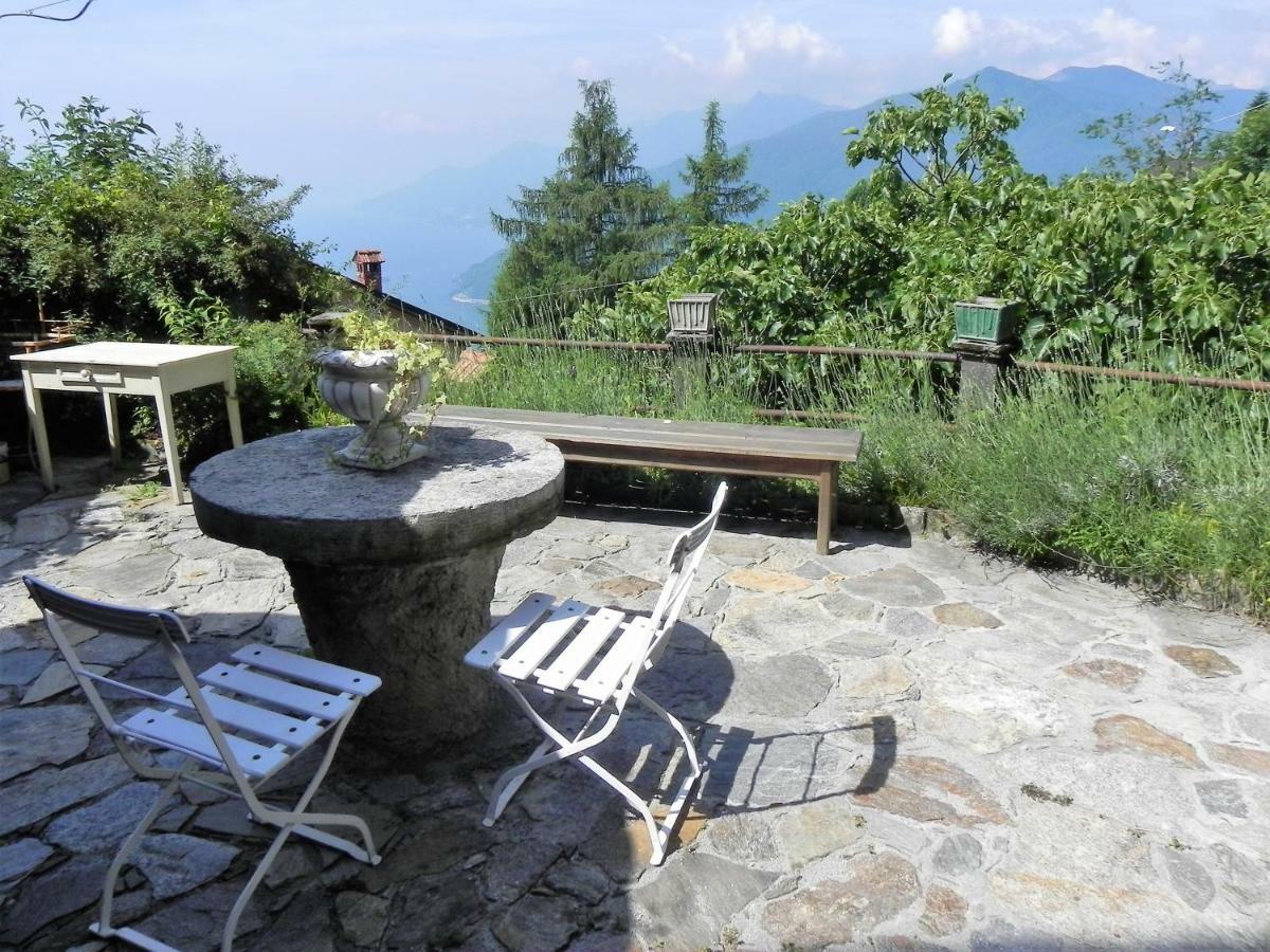 Vista Lago Maccagno Buitenkant foto